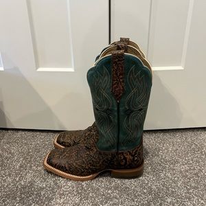 Men’s Ariat Cowboy Boots